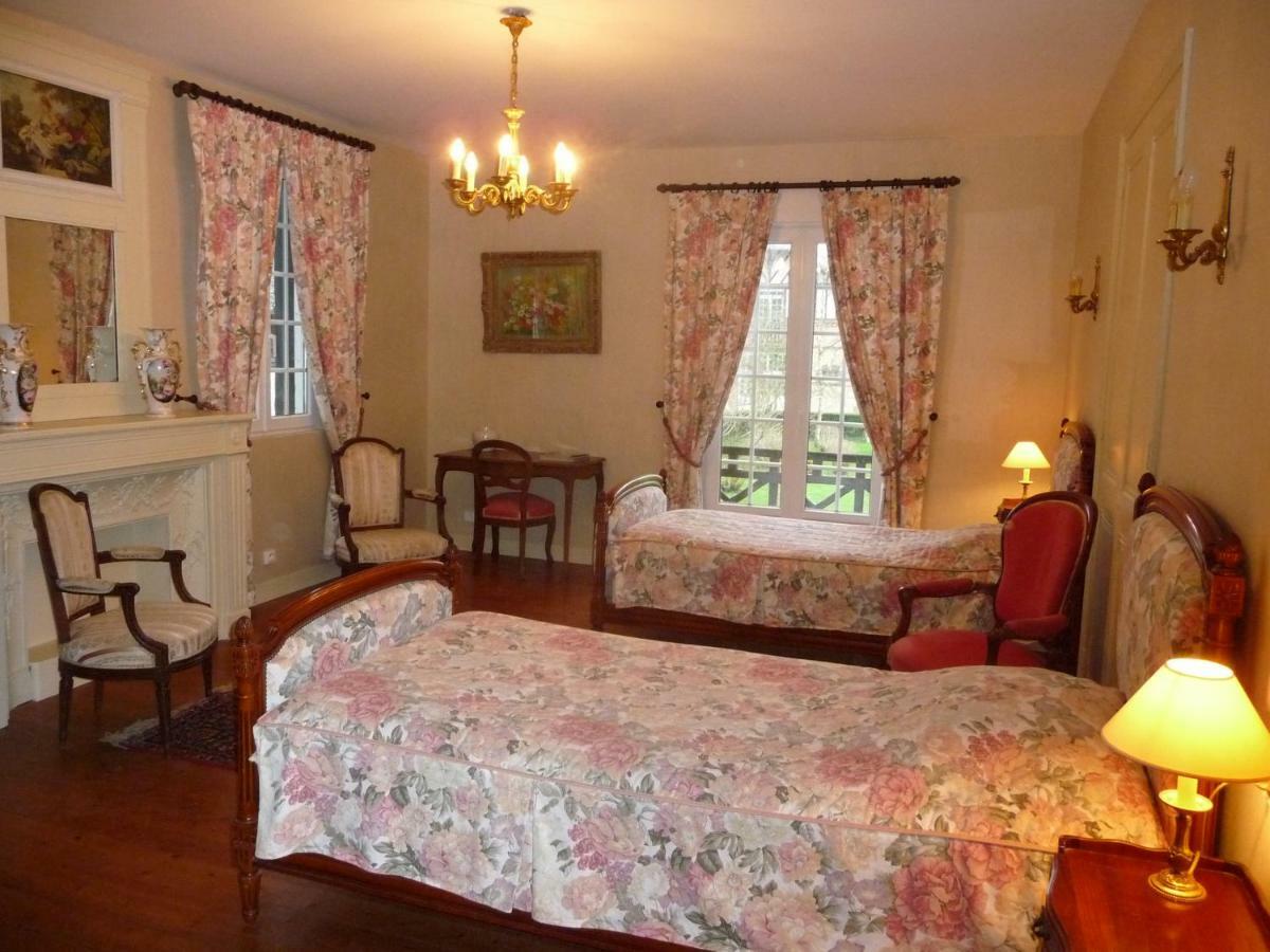 Manoir De Sens Bed & Breakfast Beuvron-en-Auge Dış mekan fotoğraf
