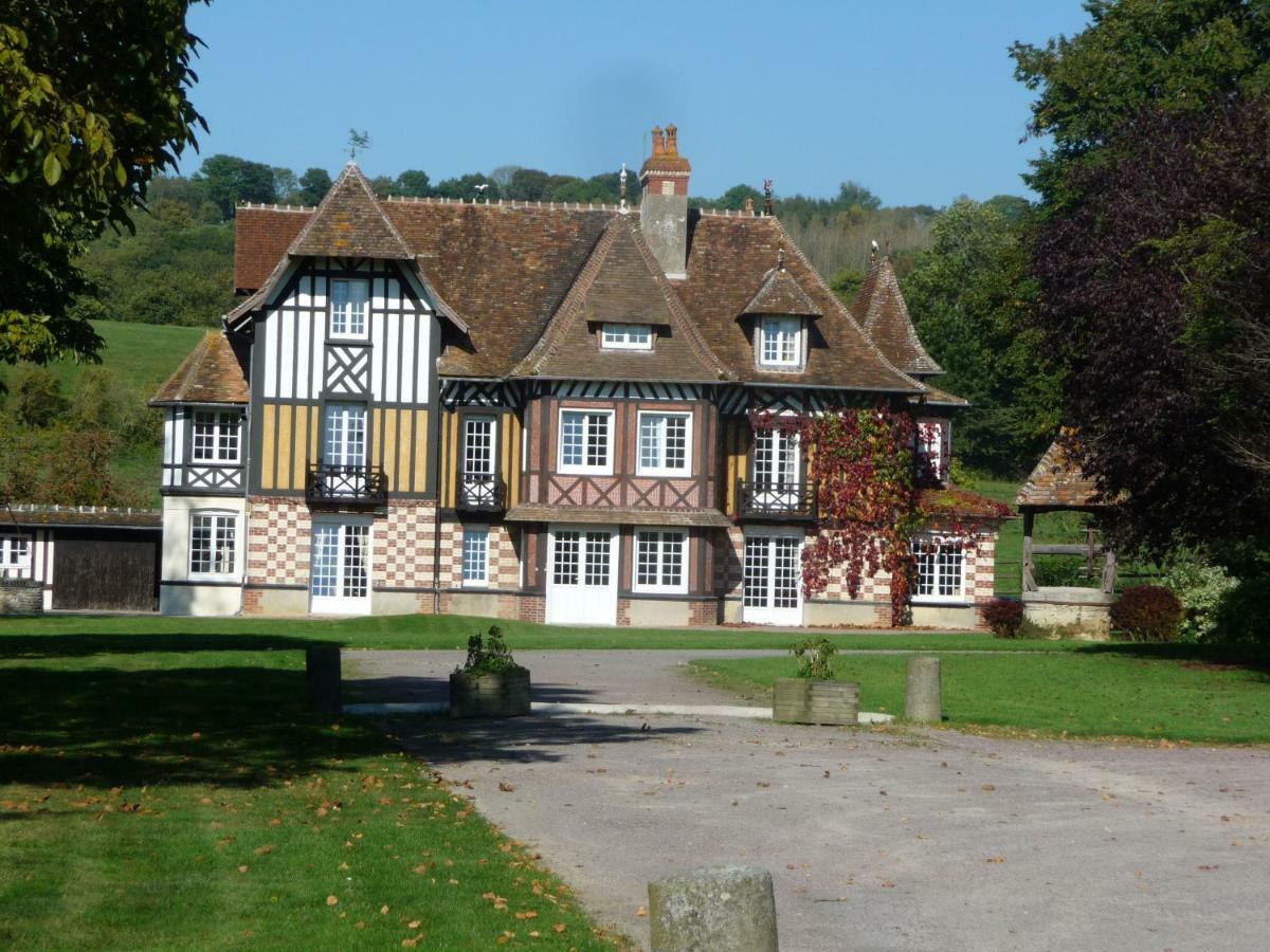 Manoir De Sens Bed & Breakfast Beuvron-en-Auge Oda fotoğraf